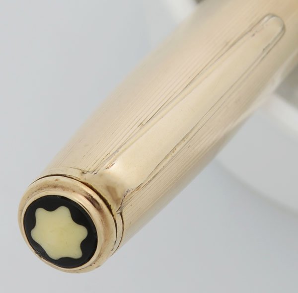 Montblanc 642 Fountain Pen - 1950s, Basic Black w Gold Cap, 14k